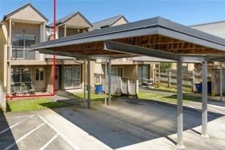 Photo of property in 25/94 Glengarry Road, Glen Eden, Auckland, 0602