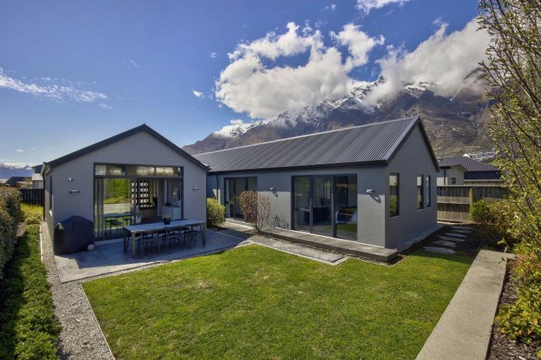 Photo of property in 45 Jack Hanley Drive, Jacks Point, Queenstown, 9371
