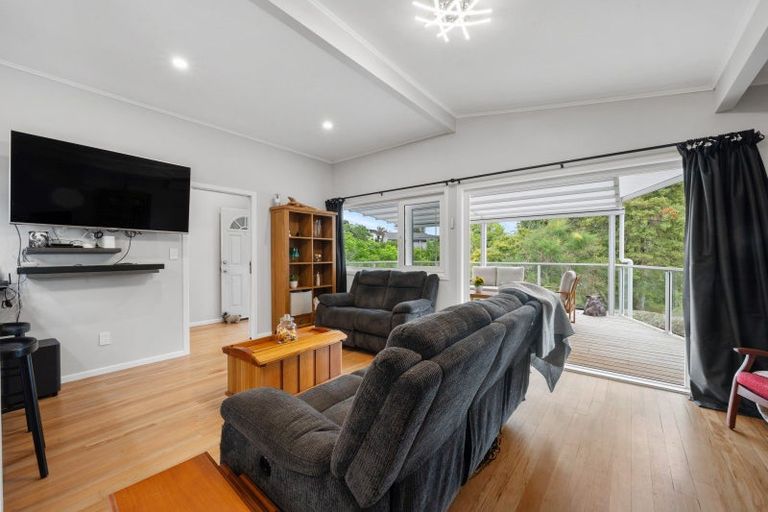 Photo of property in 12 Gerwyn Place, Pakuranga Heights, Auckland, 2010
