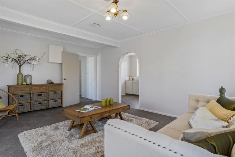 Photo of property in 38 Queen Road, Bellevue, Tauranga, 3110