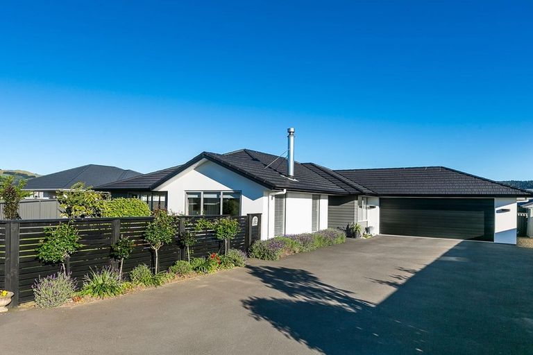 Photo of property in 33 Silver Springs Boulevard, Mosgiel, 9024