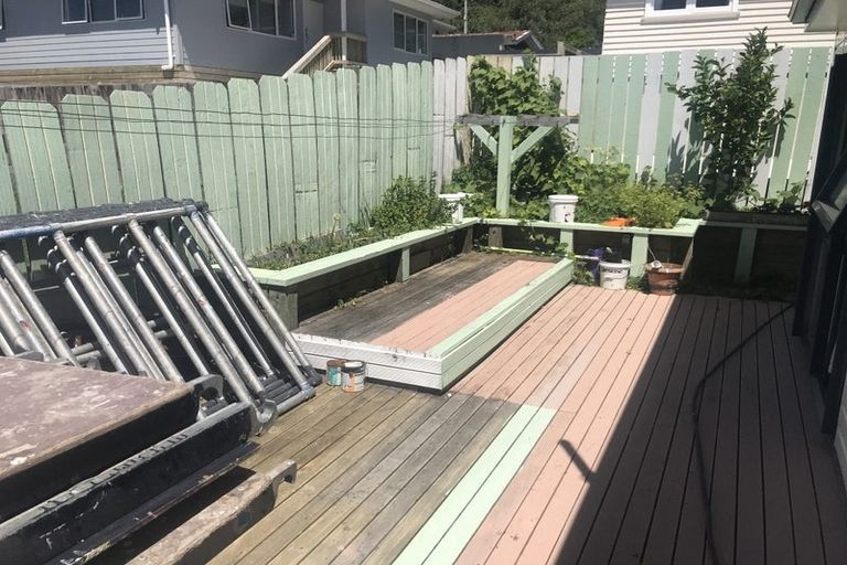 Photo of property in 1 Waiho Terrace, Elsdon, Porirua, 5022