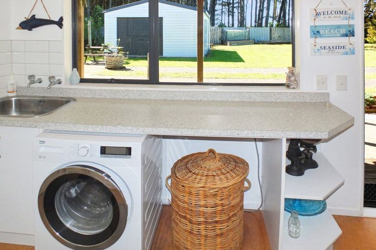 Photo of property in 25 Cousins Avenue East, Foxton Beach, Foxton, 4815