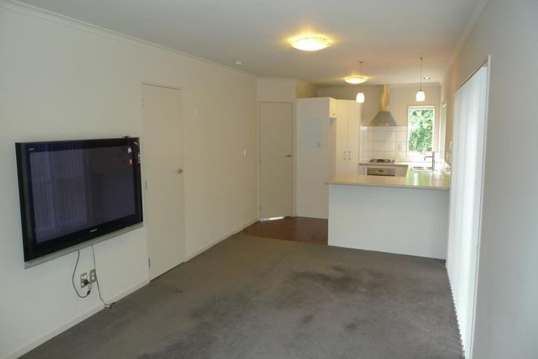 Photo of property in 1a Arapiko Street, Johnsonville, Wellington, 6037