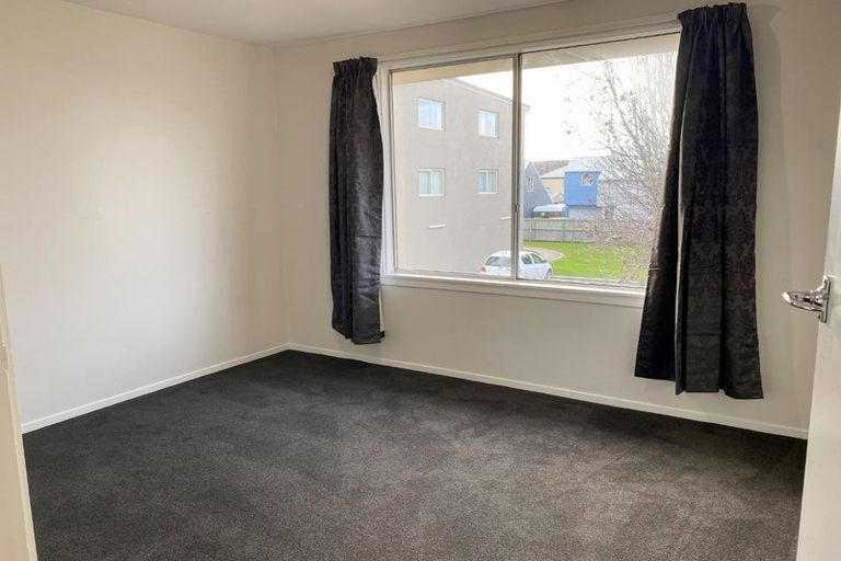 Photo of property in 4/21 Olliviers Road, Phillipstown, Christchurch, 8011