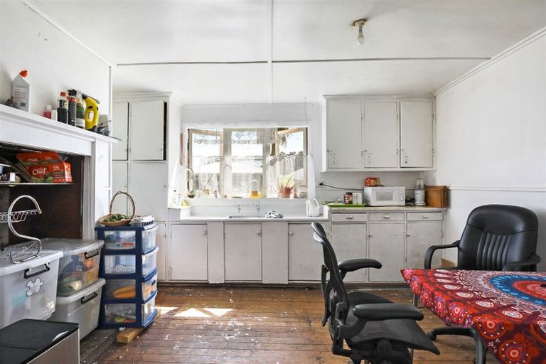 Photo of property in 63 Thorp Street, Paeroa, 3600