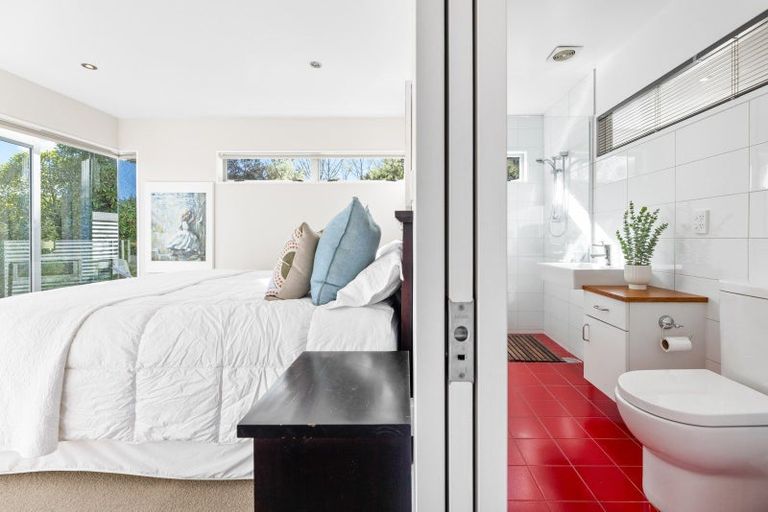 Photo of property in 44 Onuku Road, Akaroa, 7520