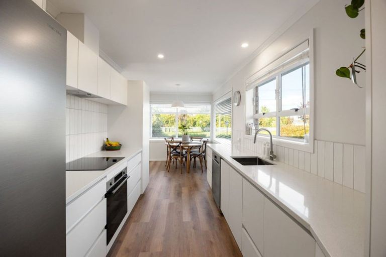 Photo of property in 43 Silverdale Road, Silverdale, Hamilton, 3216