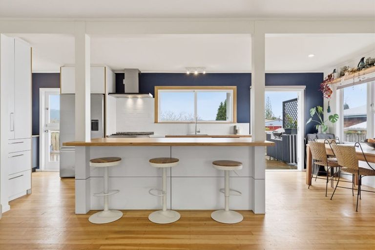 Photo of property in 33 Valley Road, Te Puke, 3119