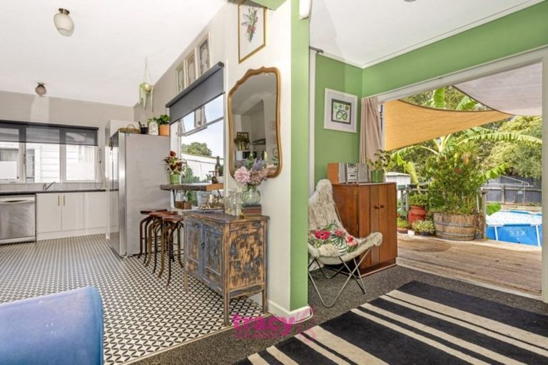 Photo of property in 290 Aberdeen Road, Gisborne, 4010