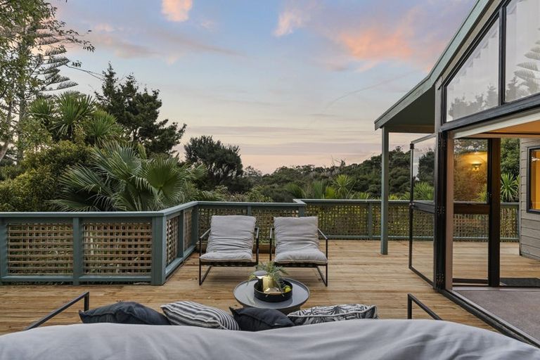 Photo of property in 28 Willow Avenue, Birkenhead, Auckland, 0626