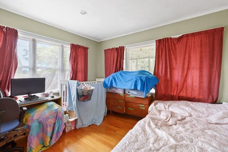 Photo of property in 78a Swanson Road, Henderson, Auckland, 0610