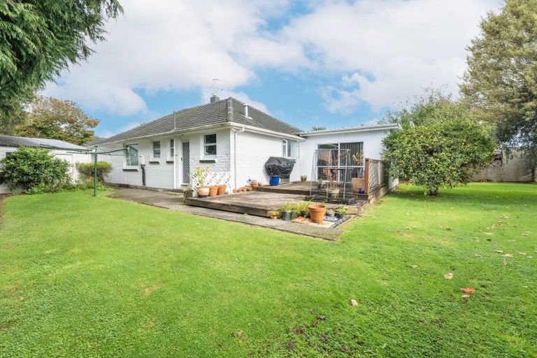 Photo of property in 12 Kiwi Street, Heretaunga, Upper Hutt, 5018