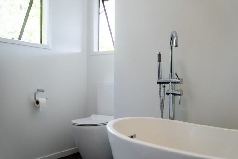 Photo of property in 14 Walbrook Road, Manly, Whangaparaoa, 0930