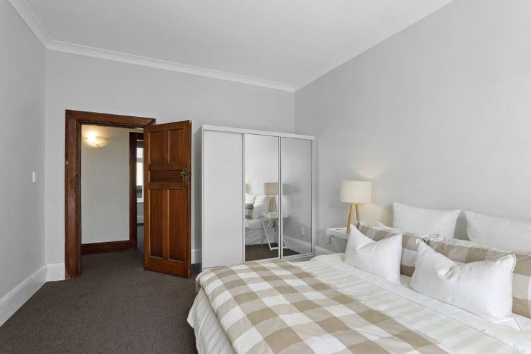 Photo of property in 229 Geraldine Street, Edgeware, Christchurch, 8013