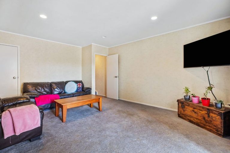 Photo of property in 15 Gilmore Street, Te Puke, 3119