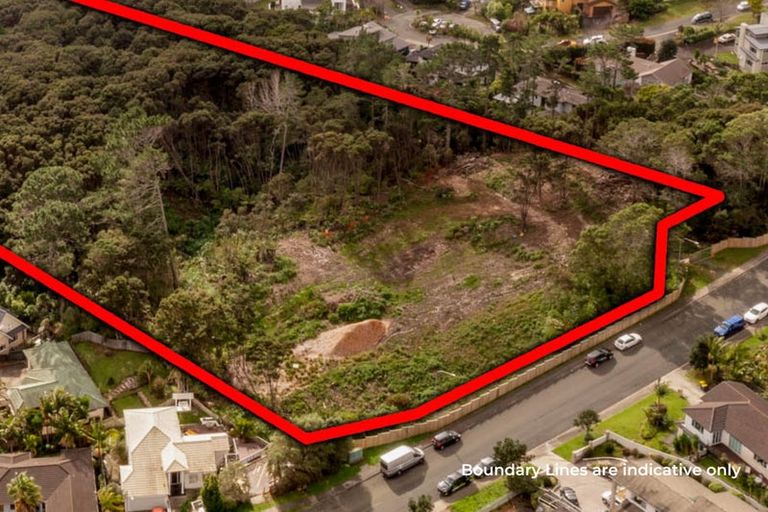 Photo of property in 83 Glendhu Road, Bayview, Auckland, 0629