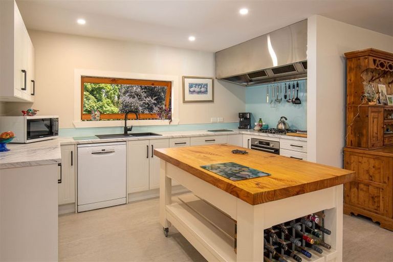 Photo of property in 41 Tamblyn Drive, Lake Roxburgh Village, Roxburgh, 9571