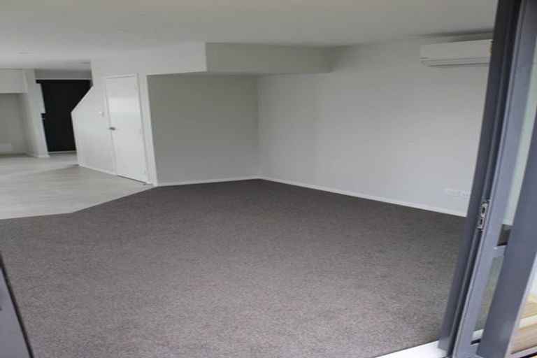 Photo of property in 1/59 Glenview Road, Glen Eden, Auckland, 0602