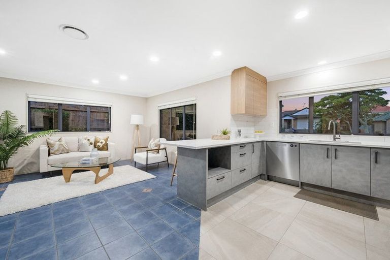 Photo of property in 3 Glanworth Place, Dannemora, Auckland, 2016