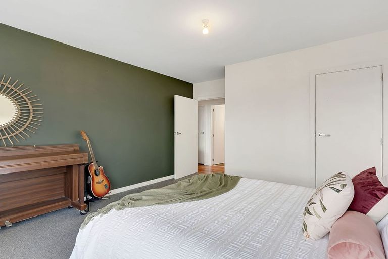 Photo of property in 14 Downes Street, Titahi Bay, Porirua, 5022