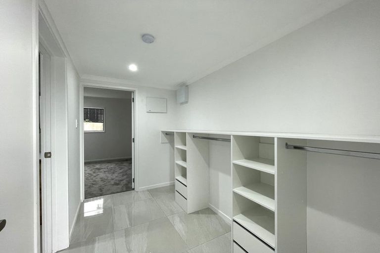 Photo of property in 8/7 Glen Road, Ranui, Auckland, 0612