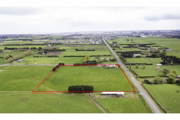 Photo of property in 3 Mckellar Road, Seaward Bush, Invercargill, 9871
