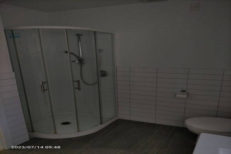 Photo of property in 24 Heaton Grove, Chatswood, Auckland, 0626