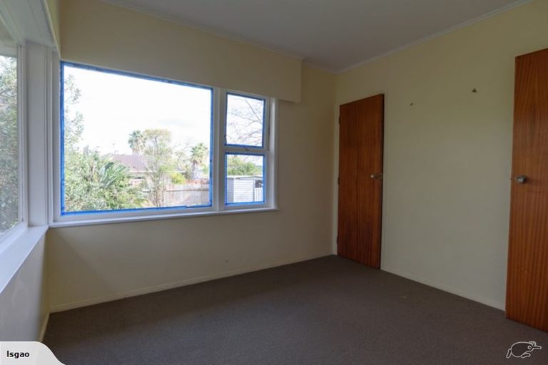 Photo of property in 2/81 Cardiff Road, Pakuranga, Auckland, 2010