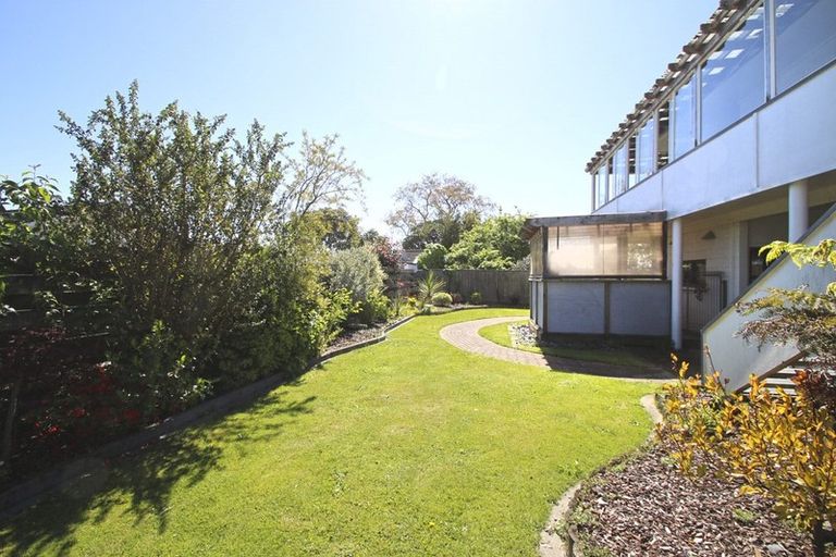 Photo of property in 2 Kapua Place, Taupo, 3330