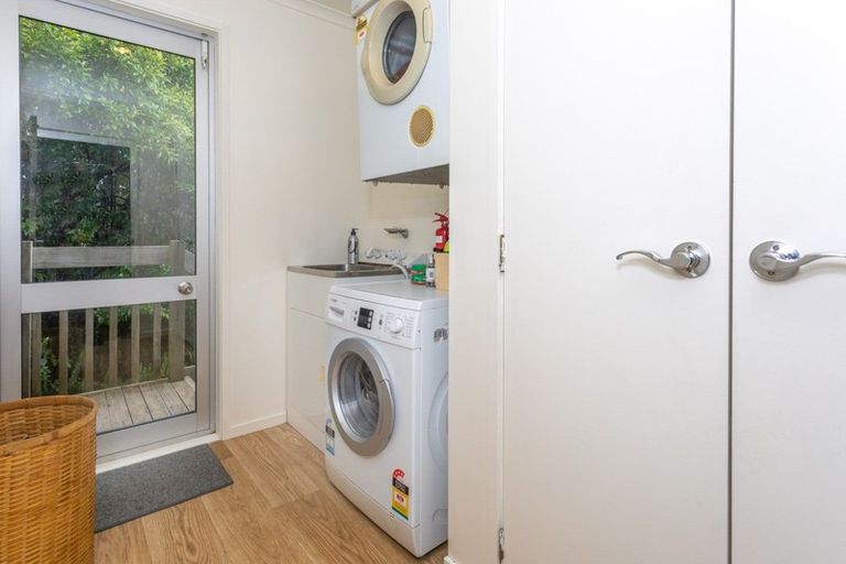 Photo of property in 29 Tairua Heights, Tairua, 3508