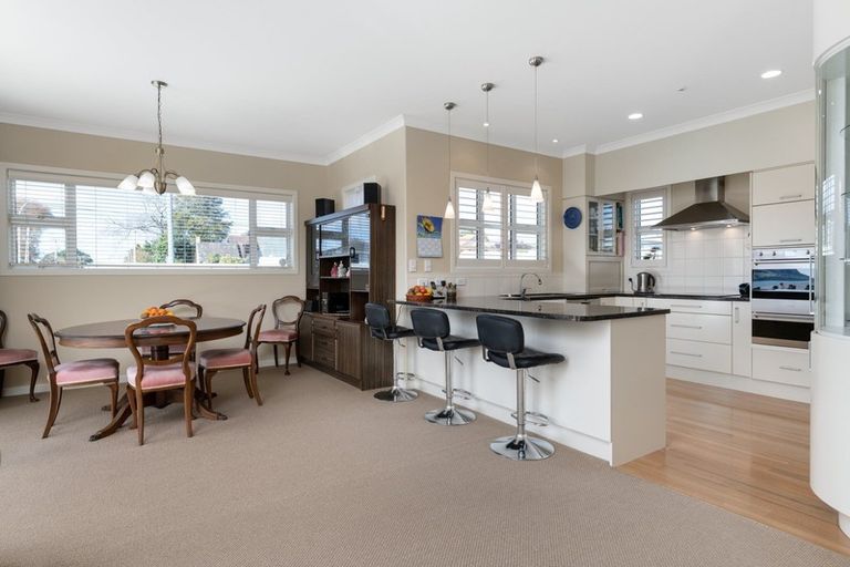 Photo of property in 444 Otumoetai Road, Otumoetai, Tauranga, 3110