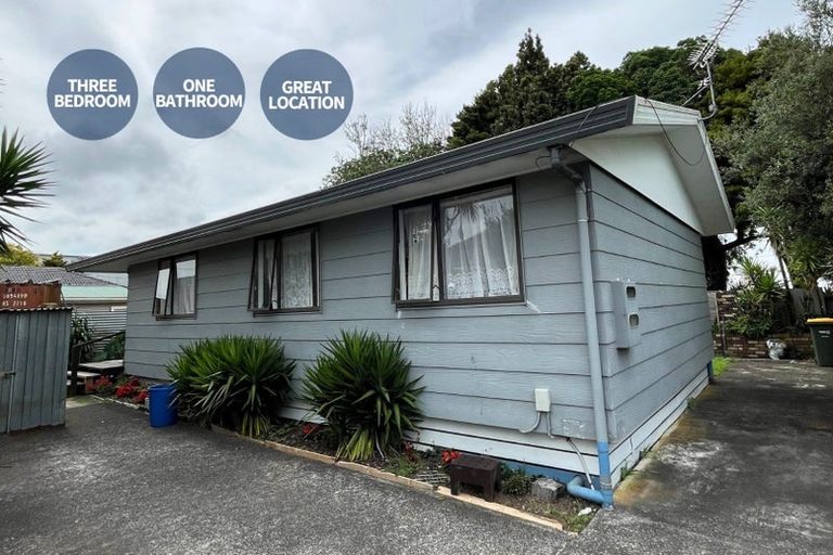 Photo of property in 2/4 Calvert Street, Papakura, 2110
