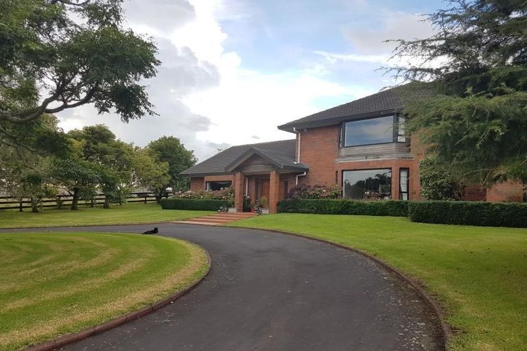 Photo of property in 131 Pararekau Road, Karaka, Papakura, 2580