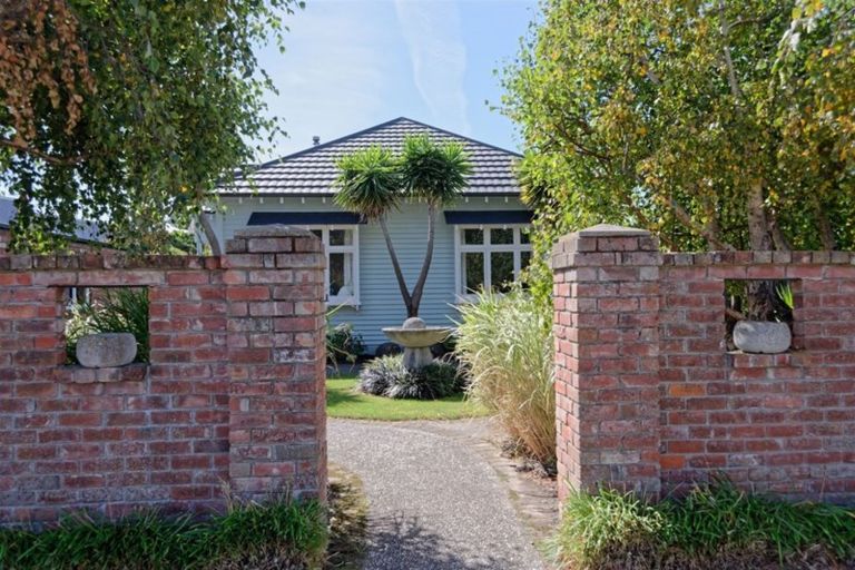 Photo of property in 93 Nayland Street, Sumner, Christchurch, 8081