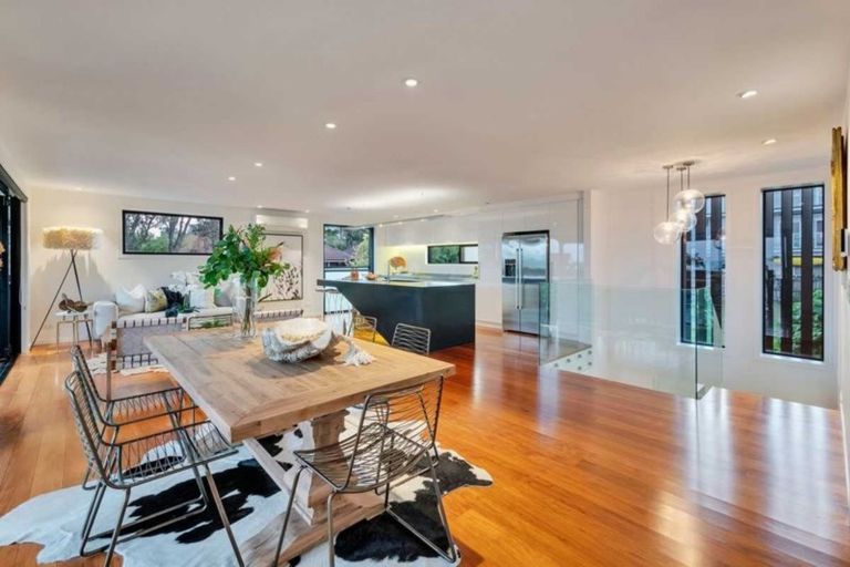 Photo of property in 1/9 Earnoch Avenue, Takapuna, Auckland, 0622