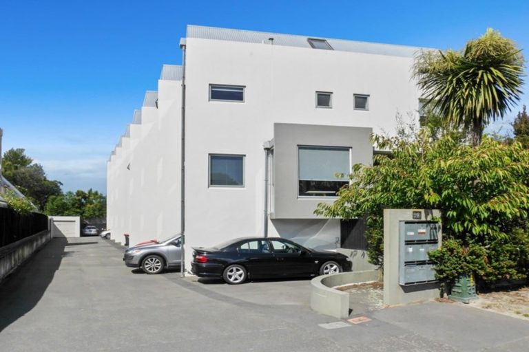 Photo of property in 9/86 Brockworth Place, Riccarton, Christchurch, 8011