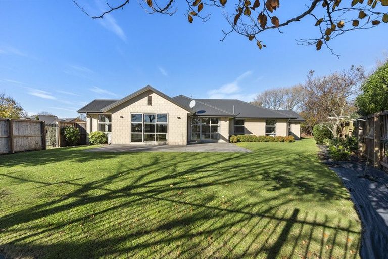 Photo of property in 31 Mokihi Gardens, Hillmorton, Christchurch, 8024
