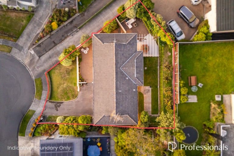 Photo of property in 14 Hibiscus Grove, Maungaraki, Lower Hutt, 5010
