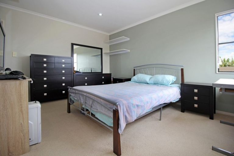 Photo of property in 19 Manara Place, The Gardens, Auckland, 2105