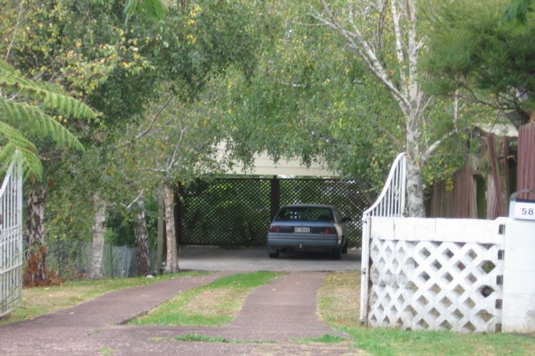 Photo of property in 1/58 Aeroview Drive, Beach Haven, Auckland, 0626