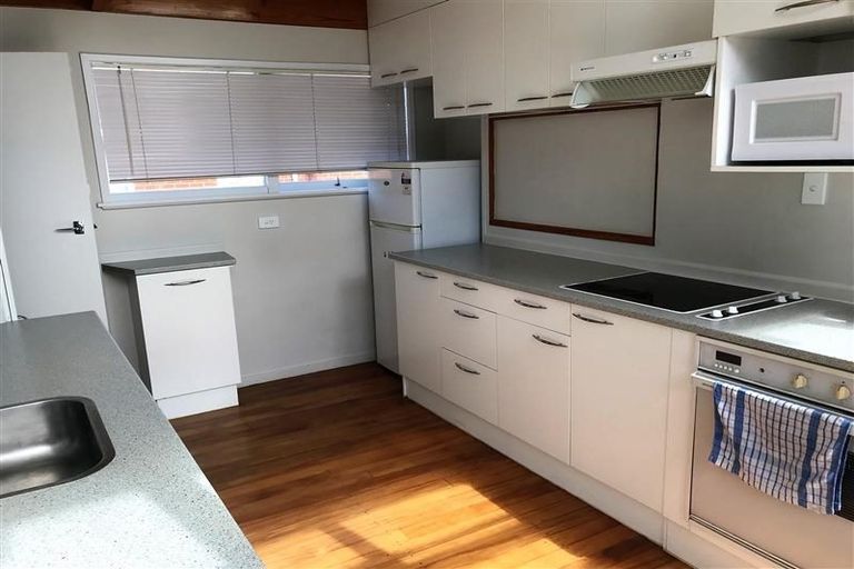 Photo of property in 24 Clayton Road, Manurewa, Auckland, 2102