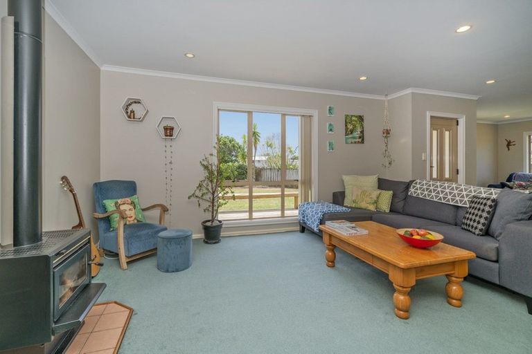 Photo of property in 3 Hawk Hill Crescent, Cooks Beach, Whitianga, 3591