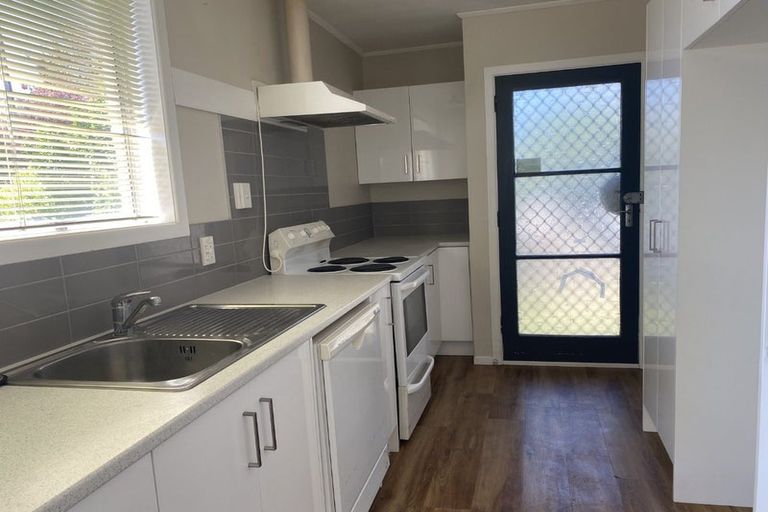 Photo of property in 1/18 Crail Avenue, Flaxmere, Hastings, 4120