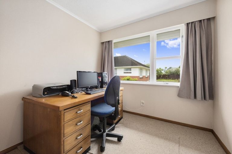 Photo of property in 59 Kashmir Avenue, Clouston Park, Upper Hutt, 5018