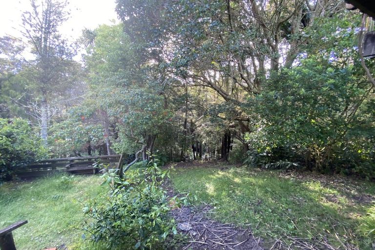 Photo of property in 11 Glenbush Place, Birkenhead, Auckland, 0626