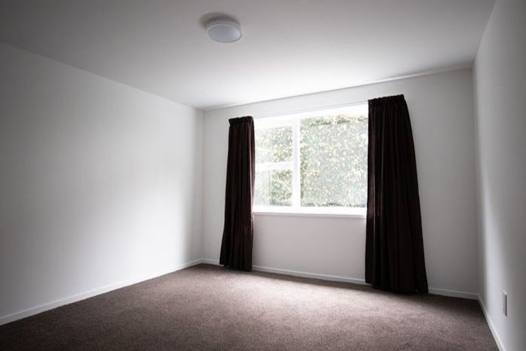 Photo of property in 25 Alton Avenue, Hillcrest, Auckland, 0627