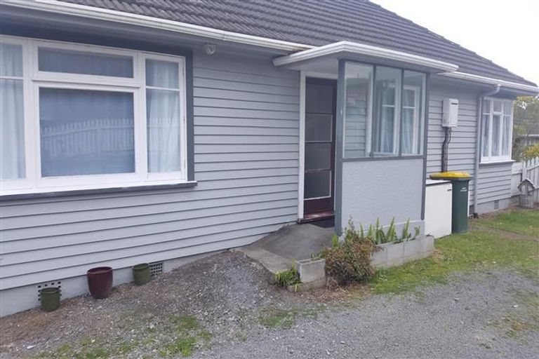 Photo of property in 71 Bayly Road, Blagdon, New Plymouth, 4310