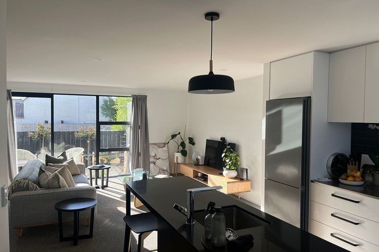 Photo of property in 4/6 Burdale Street, Riccarton, Christchurch, 8011