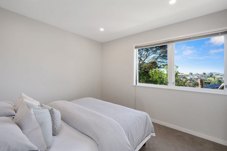 Photo of property in 32 Seaview Avenue, Northcote, Auckland, 0627